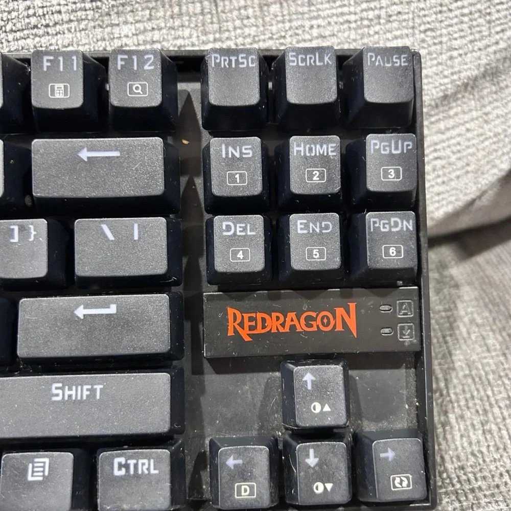Redragon K552-KR KUMARA LED Backlit Mechanical Gaming Keyboard Wired TESTED
